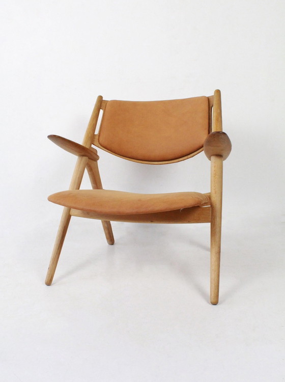 Image 1 of Fauteuil Sawbuck CH28 par Hans J Wegner pour Carl Hansen & Son