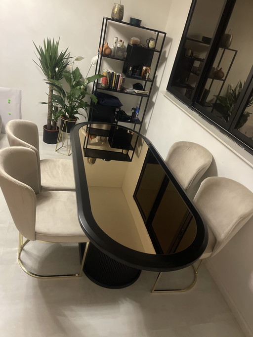 Ganezza Gucci Living Room Set + 4 Free Extra Chairs