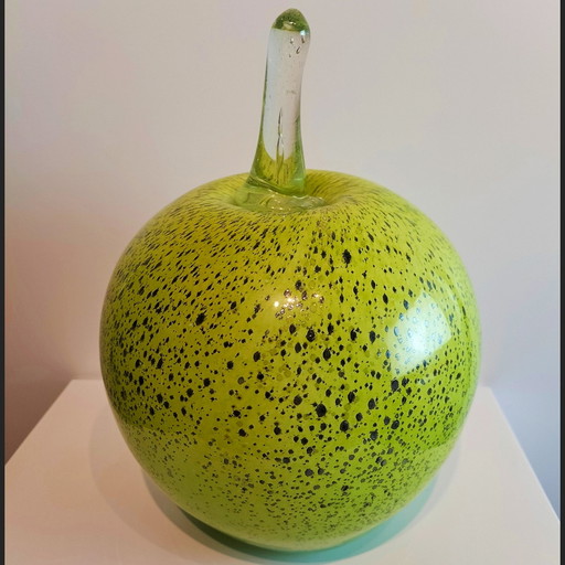 Glass apple green