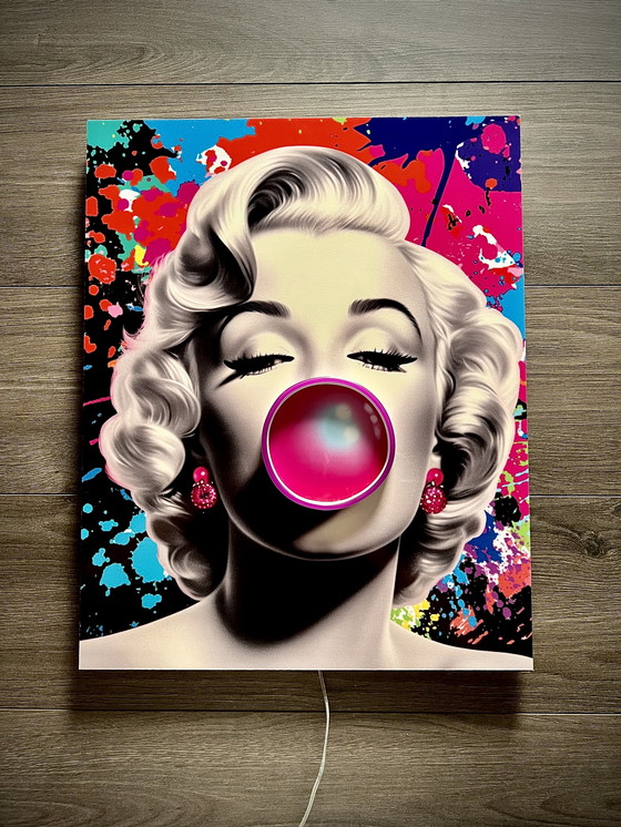 Image 1 of LEDMansion Marilyn Monroe Pop Led Wall Art Lamp