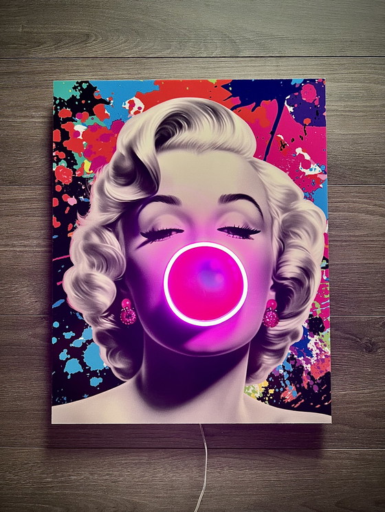 Image 1 of LEDMansion Marilyn Monroe Pop Led Wall Art Lamp