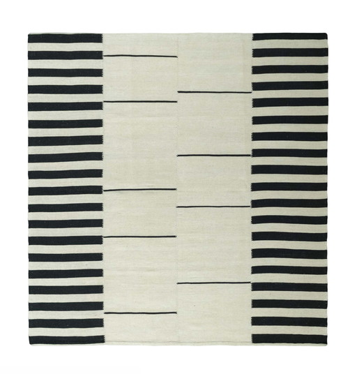 Hand-woven designer kilim - New - 210 X 202 Cm