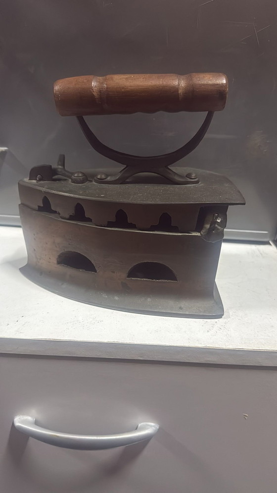 Image 1 of Ferro raro 