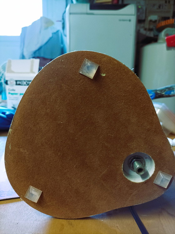 Image 1 of Lámpara de mesa con tulipán y figura infantil