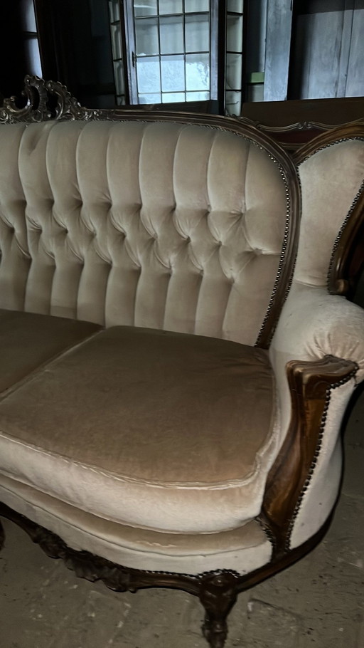 Antique Sofa With Armchairs