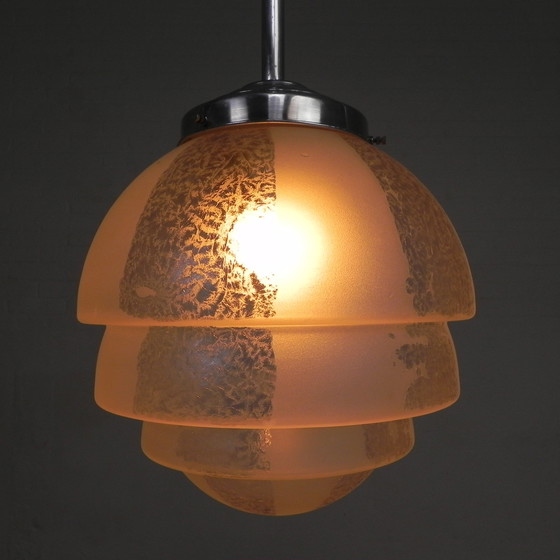 Image 1 of Lampe suspendue Art déco avec boule de verre à gradins, années 1930