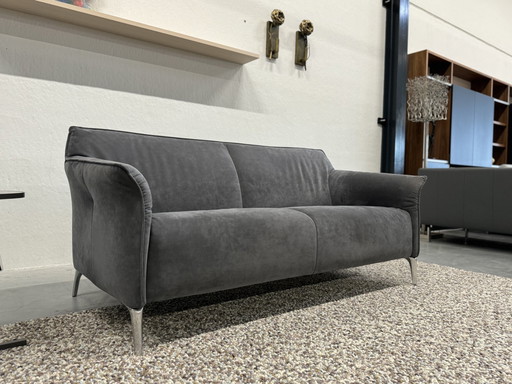 Leolux Mayon Sofa 2.5 Seater Gray Alcantara