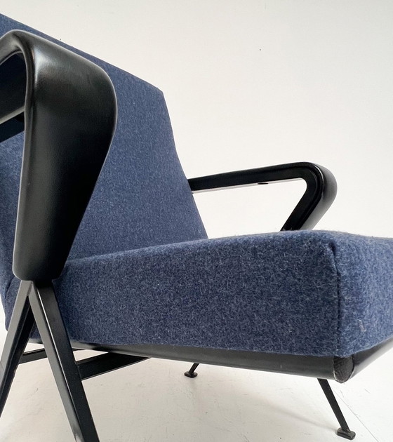 Image 1 of Repose Armchair By Friso Kramer For Ahrend The Circle, 1960'S