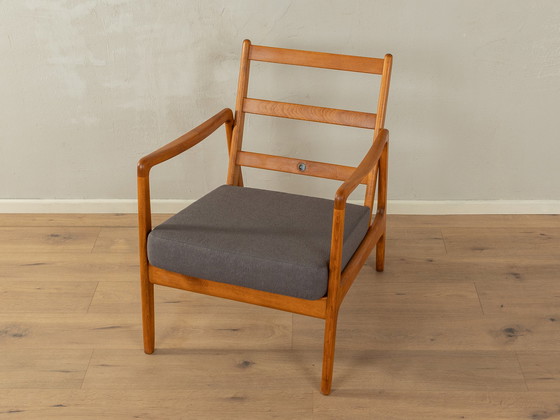 Image 1 of  Fauteuil des années 1950, Ole Wanscher, FD-109