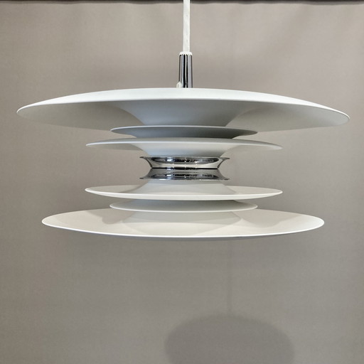 Joakim Fihn" Scandinavian design suspension lamp.