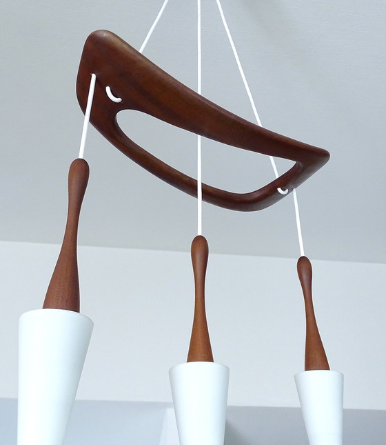 Image 1 of Lampada a sospensione architettonica danese d'epoca