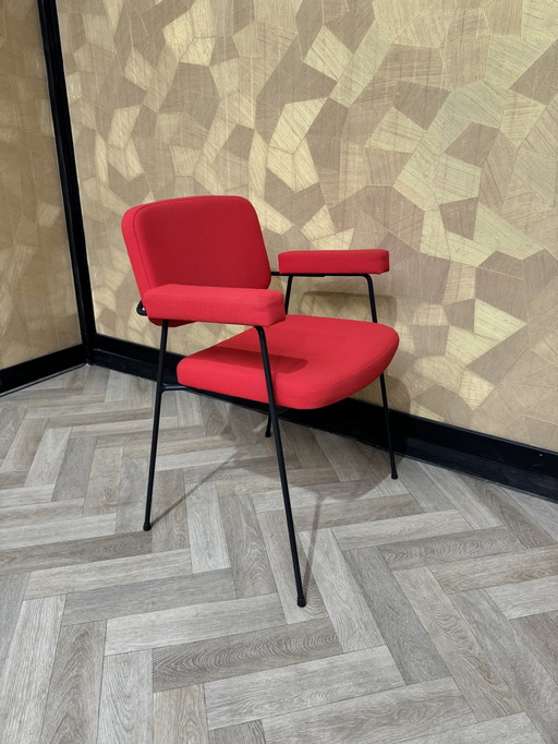 4X Artifort Moulin Chair