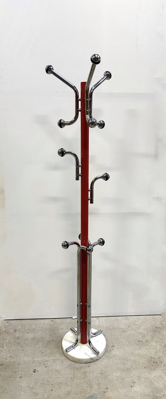 Image 1 of Espace vestiaire vintage 1970