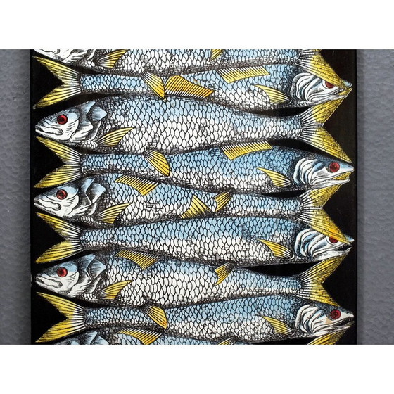 Image 1 of Vassoio vintage in metallo laccato con decorazione a forma di pesce di Fornasetti Piero, Italia 1950