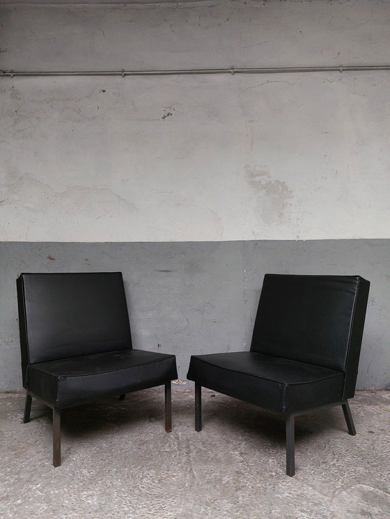 Image 1 of 2x Mid-century black relax chairs