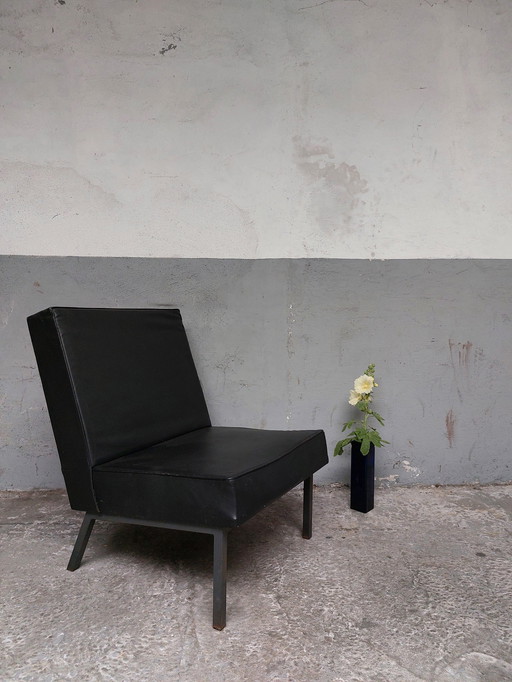 2x Mid-century black relax chairs