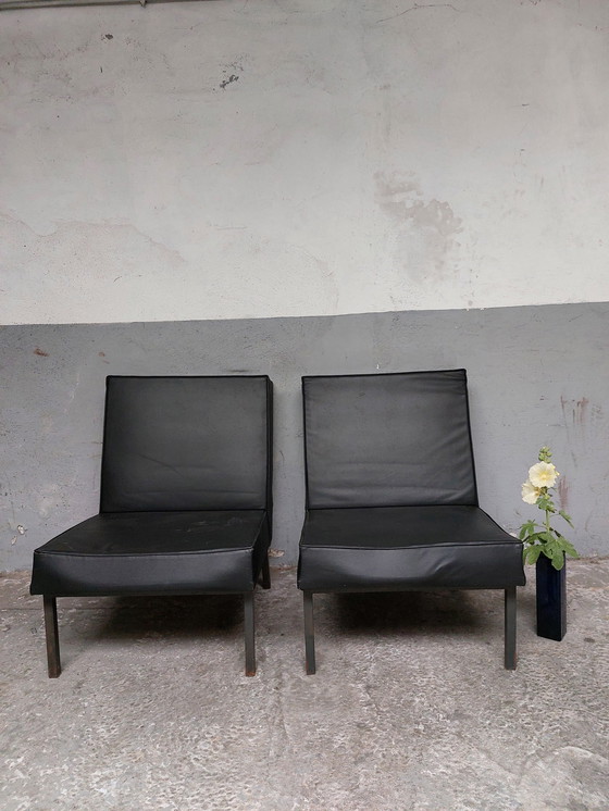 Image 1 of 2x Mid-century black relax chairs