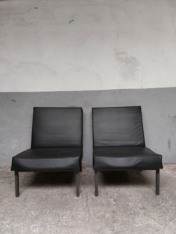 Image 1 of 2x Mid-century black relax chairs