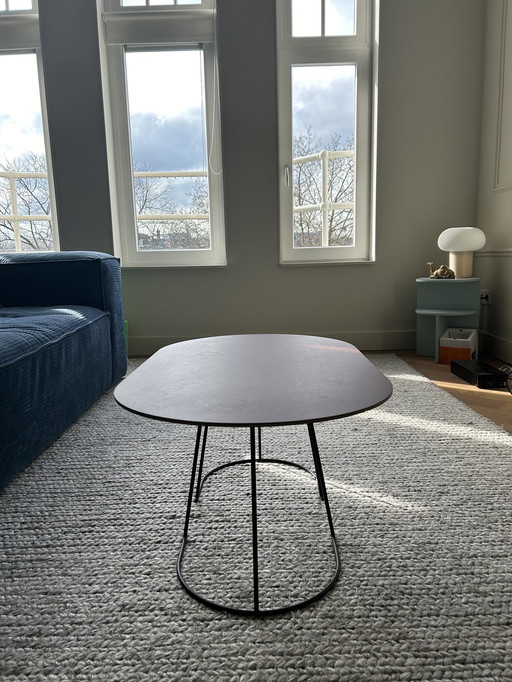 Muuto airy medium coffee table