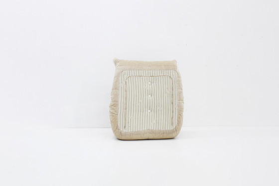 Image 1 of Poltrona originale vintage Togo Ligne Roset in velluto beige