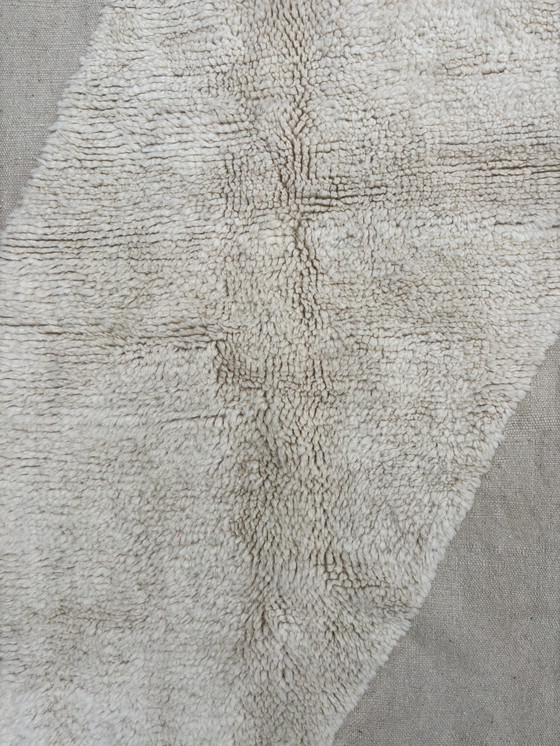 Image 1 of Tappeto Beni M'Rirt tessuto a mano - Design astratto minimalista (200X290 cm)