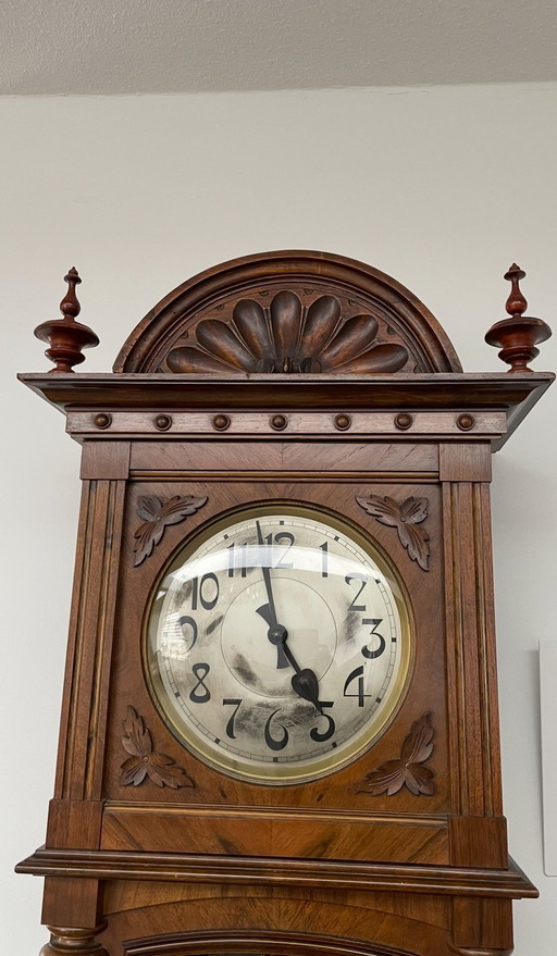 Standing Clock