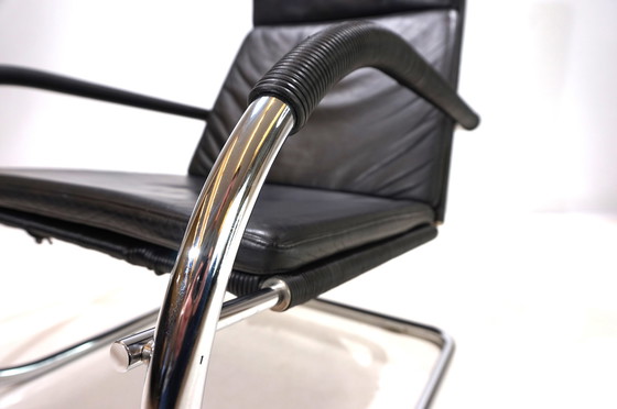 Image 1 of Tecta D35 Kinetic Bauhaus leather armchair by Anton Lorenz