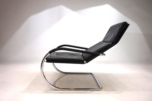 Tecta D35 Kinetic Bauhaus leather armchair by Anton Lorenz