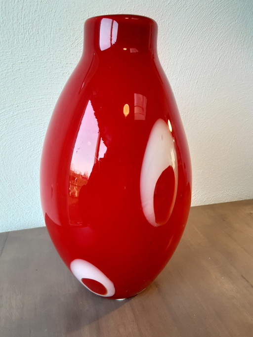 Leonardo Vase