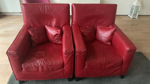 2x LABEL chairs