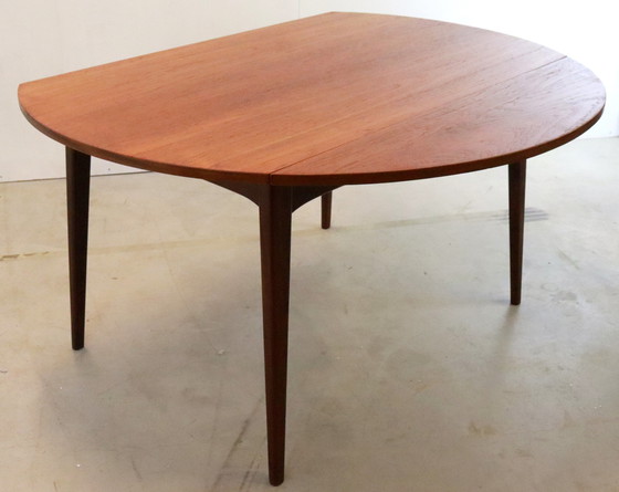 Image 1 of Table ronde vintage Louis van Teeffelen pour Wébé