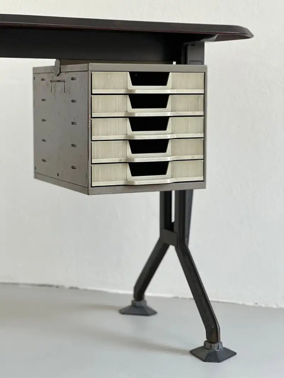 Image 1 of Bureau vintage BBPR "Arco" par Olivetti Synthesis