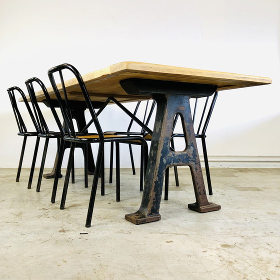 Image 1 of Table de salle à manger industrielle avec piétement machine Oxidaad