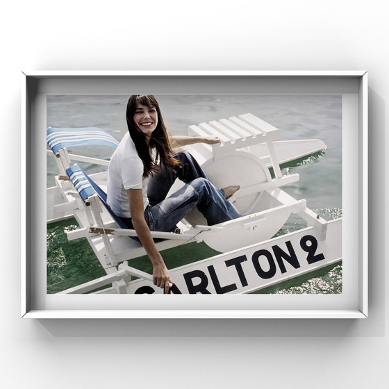 Image 1 of 1 impresión artística a color | Foto de Jane Birkin (1974) Cannes