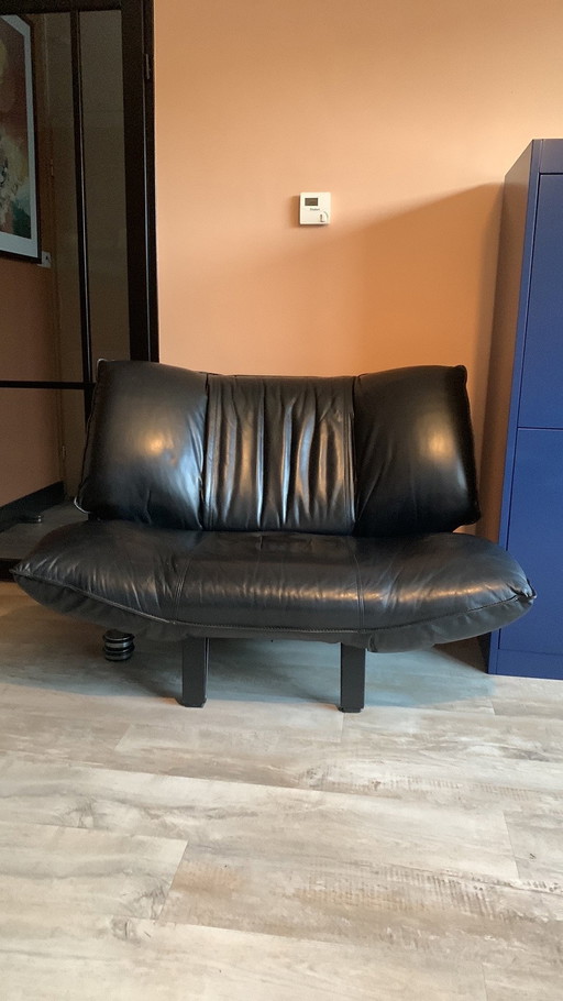 Black Leather Leolux Tango Chair