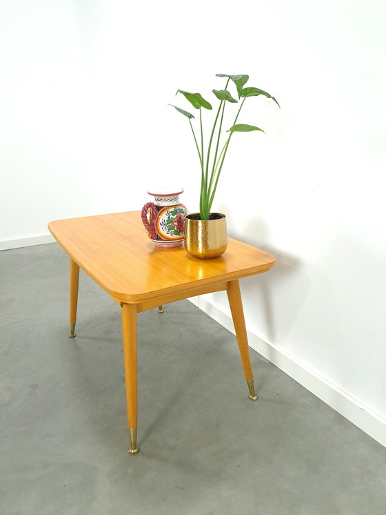 Image 1 of Tavolo con impiallacciatura, regolabile in altezza e allungabile con gambe in ottone, tavolo da pranzo vintage