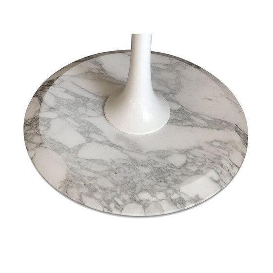 Image 1 of Vintage side table in Carrara marble by Eero Saarinen for Knoll International