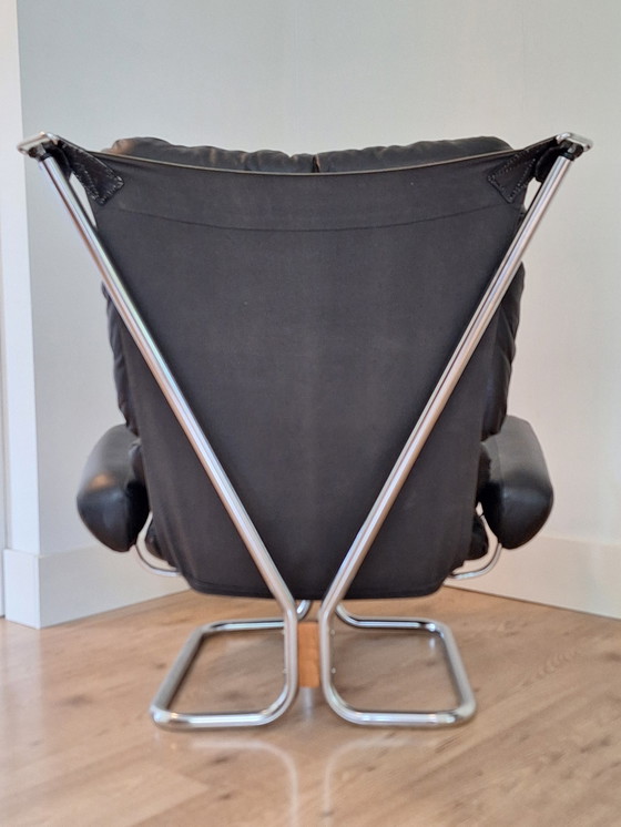 Image 1 of Fauteuil et pouf Harald Relling