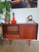 Buffet/vitrine. Buffet vintage en teck Mid Century.