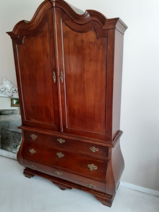 Image 1 of Armoire