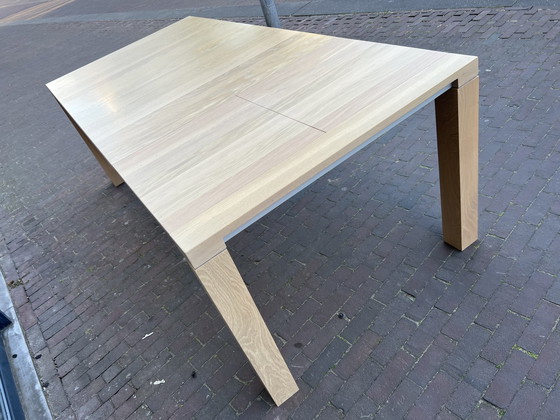 Image 1 of Leolux Vivre Extending table 160-212