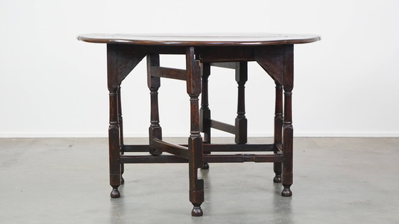 Image 1 of Hangoor Dining Table