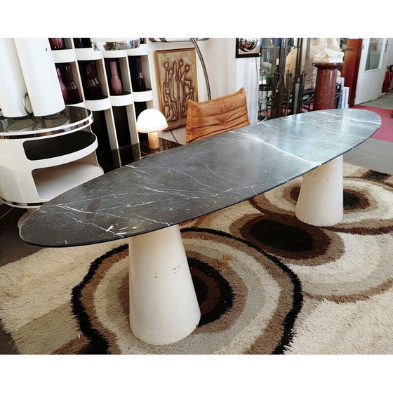 Image 1 of Gran consola de mediados de siglo con tapa ovalada de mármol y patas de madera, Italia, década de 1970