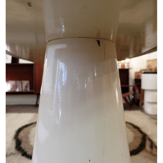 Image 1 of Gran consola de mediados de siglo con tapa ovalada de mármol y patas de madera, Italia, década de 1970