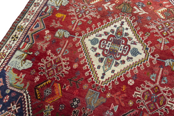 Image 1 of Hand-knotted Shiraz oriental rug - 217 X 155 Cm