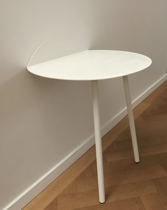 Image 1 of Menu Yeh Wall table