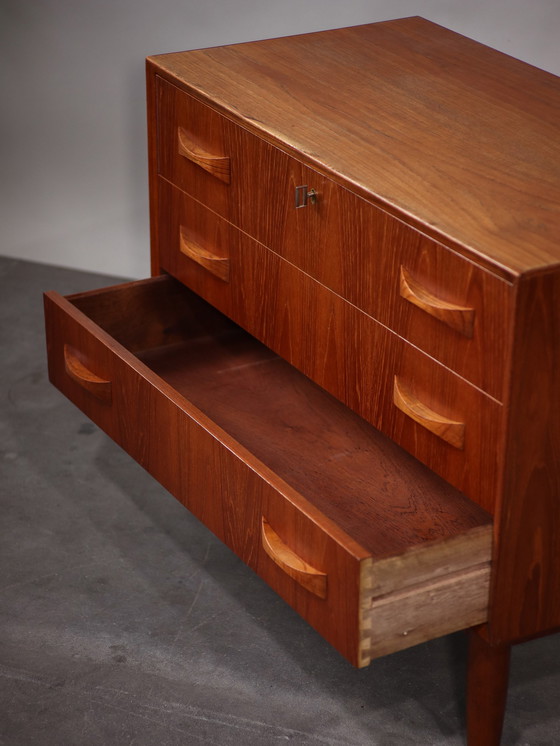 Image 1 of Cassettiera danese in teak vintage Clausen &amp; Søn