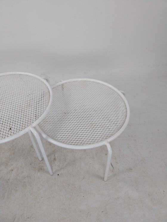 Image 1 of 1 X White Metal Round Mimi Set Nesting Tables