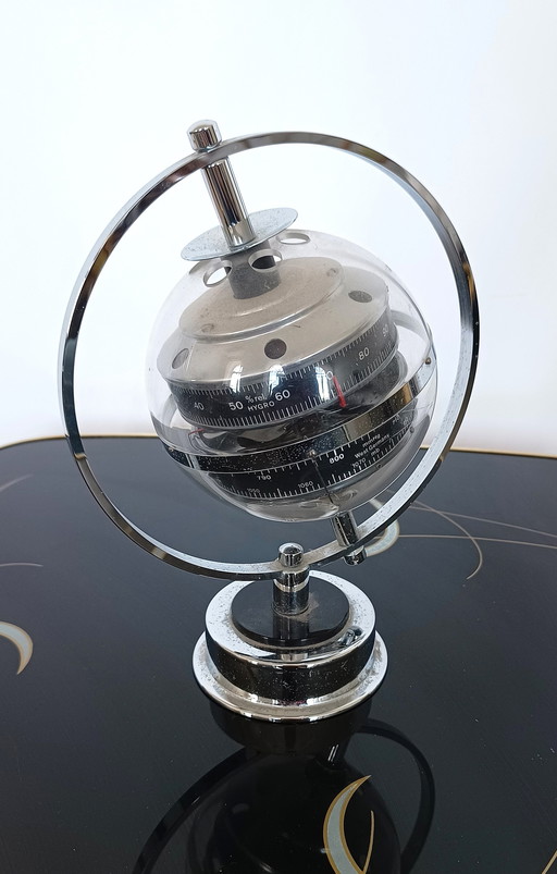 Huger space age weather station chrome