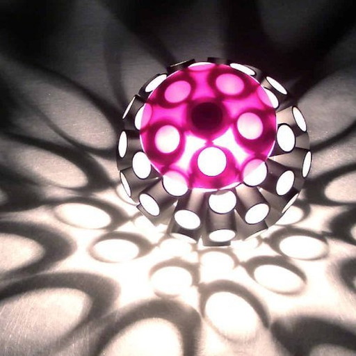 Stefan Traloc, Indoor Virus Light